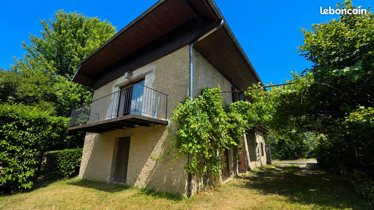 Maison 7 pièces 165 m² · à Le Bourget-du-Lac · 165 m² · 595 000 €