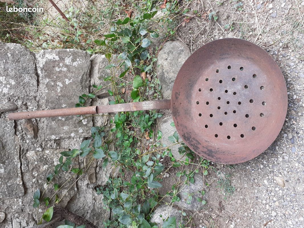 Poêle à châtaignes (image 1)