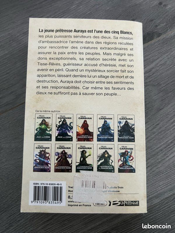 L’âge des cinq 1 - la prêtresse blanche de Trudi Canavan (image 4)