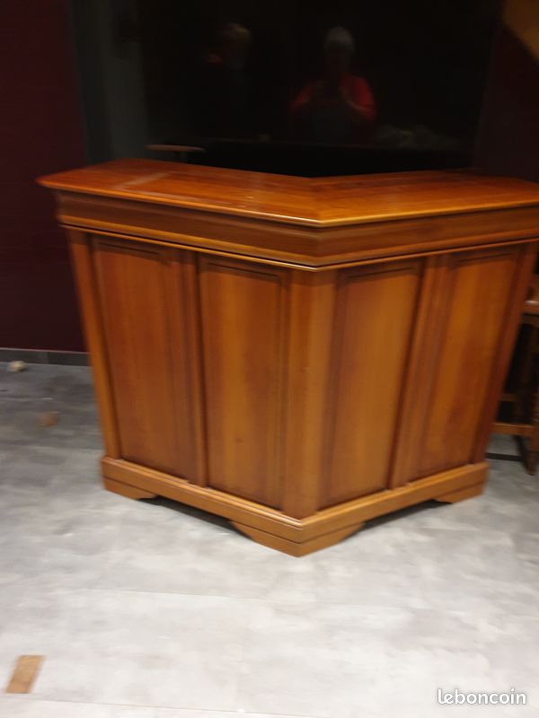 Vend BAR et Armoire a verres (image 1)