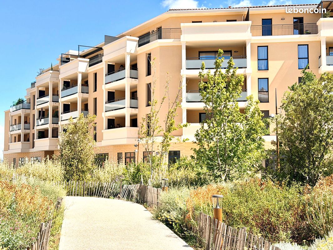 Parking/box AIX EN PROVENCE · à Aix-en-Provence · 28 000 €