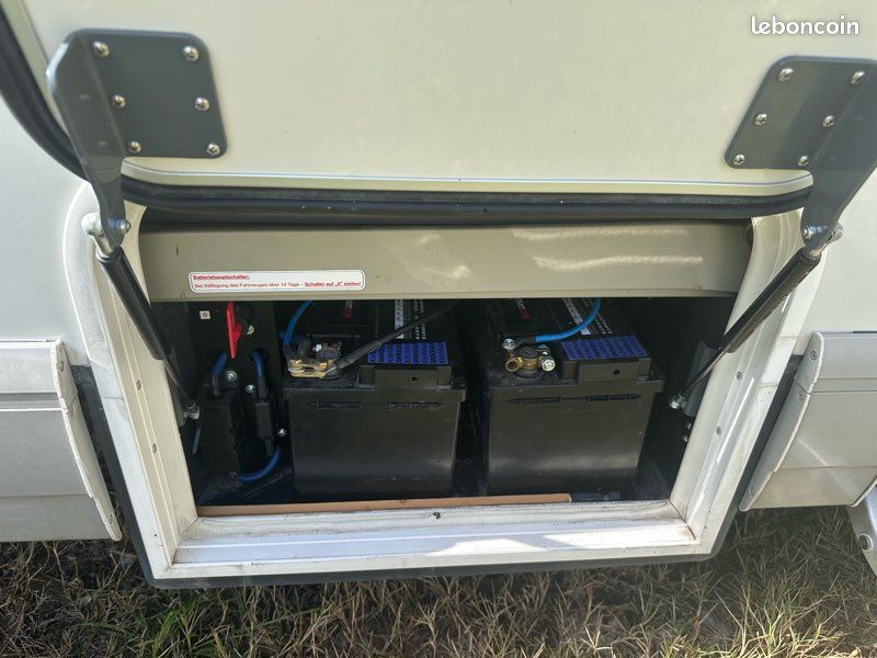 Camping car Carthago Chic C Line 47 poids lourd (image 11)