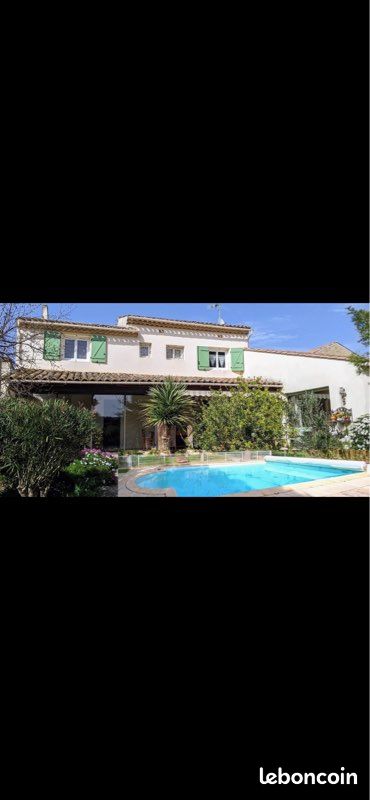 Maison 5 pièces 145 m² · à Nîmes · 145 m² · 350 000 €