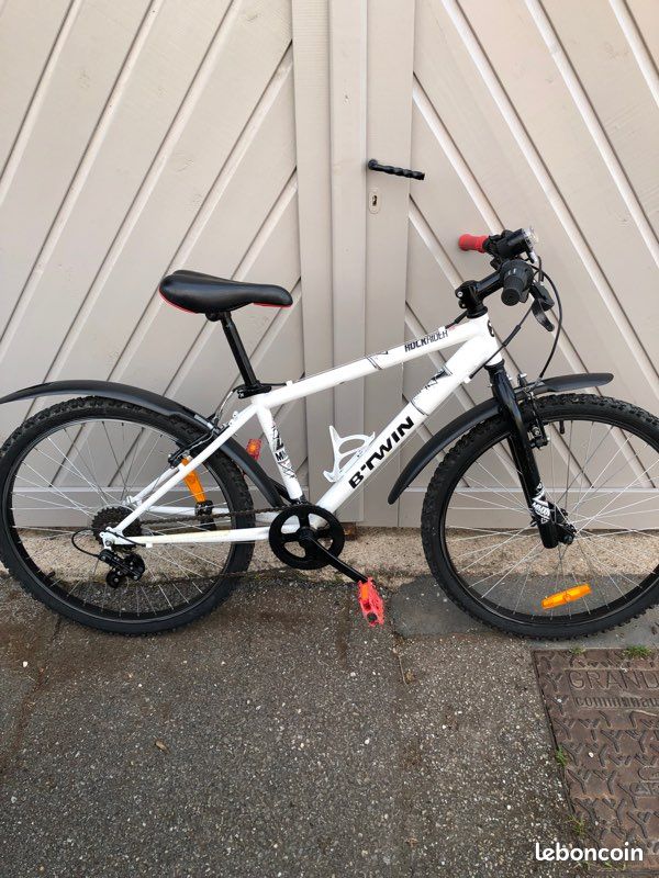 Vélo VTT Enfant 24 Pouce Décathlon B’TWIN Rockrider 300 tout équipé (image 2)
