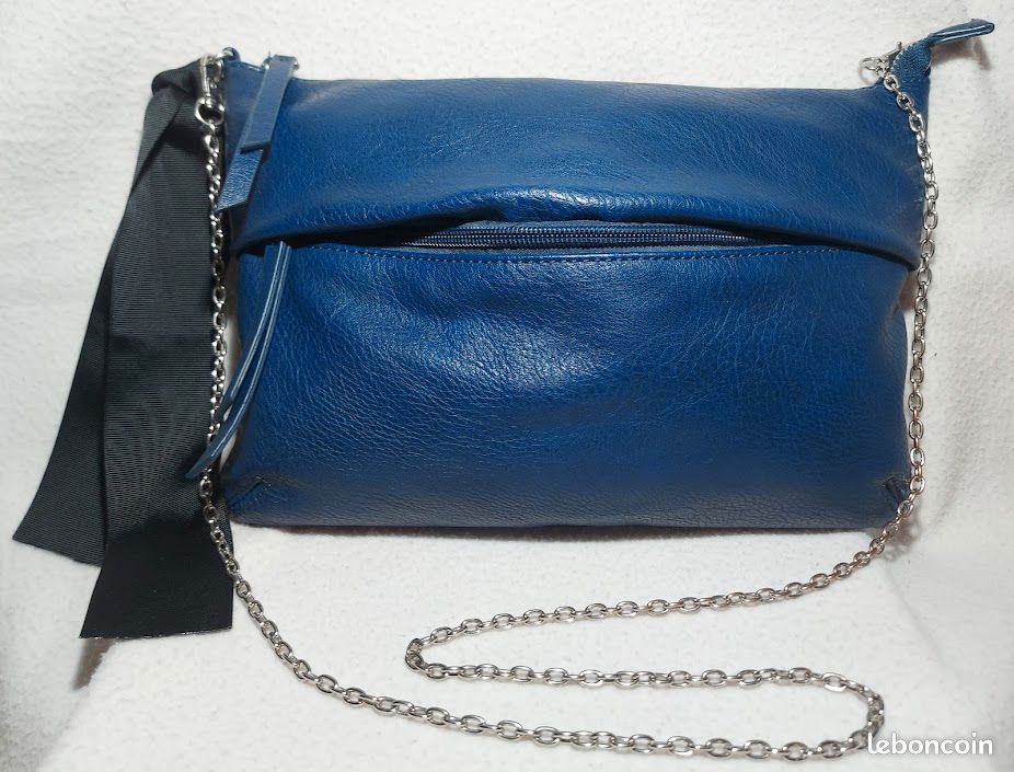 Parfois Sac à Main Pochette Polyuréthane Grainé Couleur Bleu Roy Bandoulière Chainette Haut 21 cm (image 1)