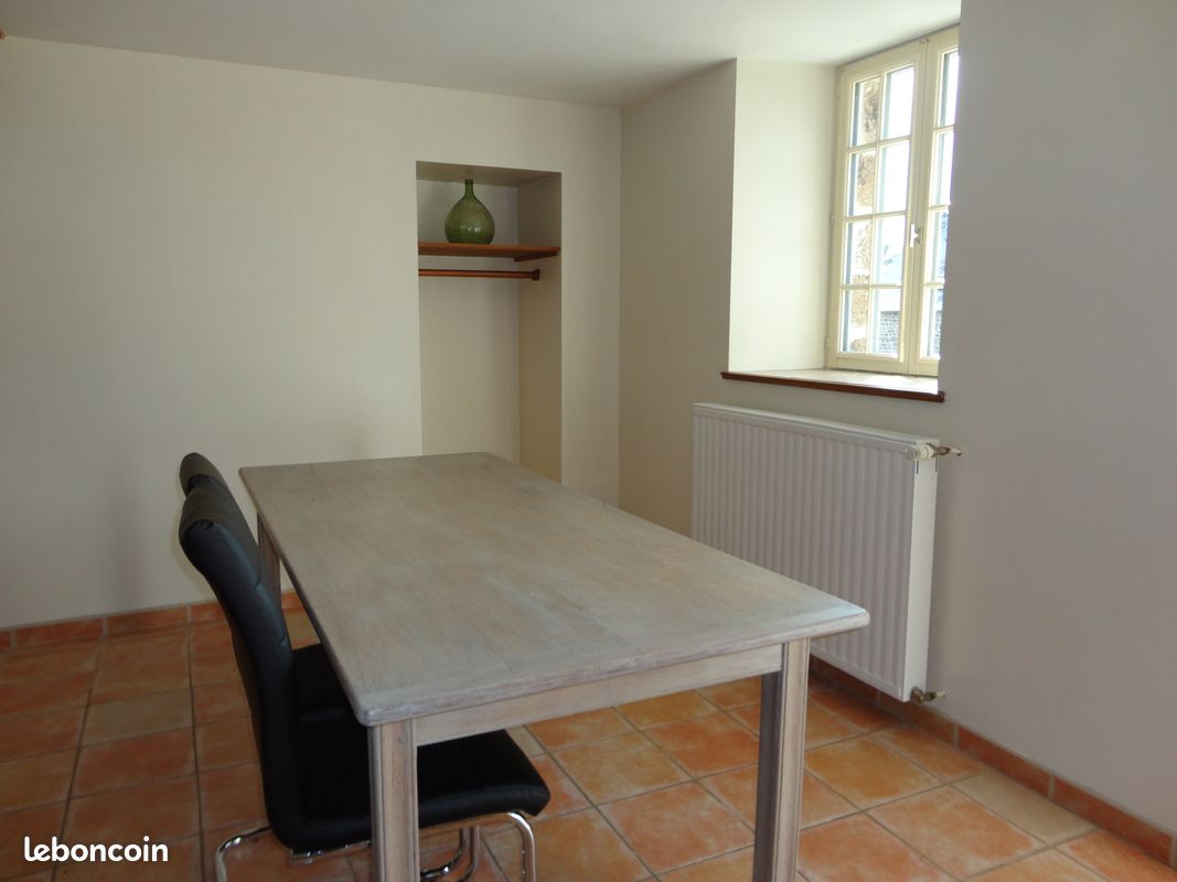Maison 4 pièces 100 m² · à Juvigny Val d'Andaine · 100 m² · 490 €/mois