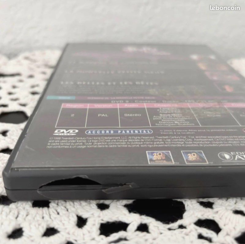 🤎 Buffy contre les vampires – Saison 3 complète – 6 DVD (image 3)