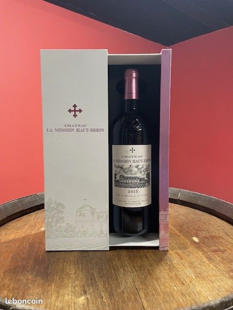 Vin Grand Cru Chateau Mission Haut Brion 2018 (image 1)