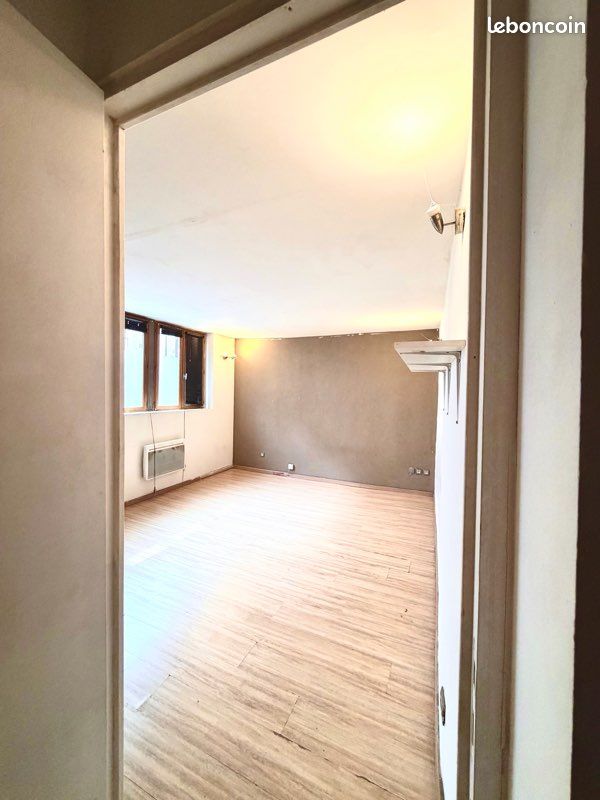 Appartement 1 pièce 31 m² · à Vierzon · 31 m² · 360 €
