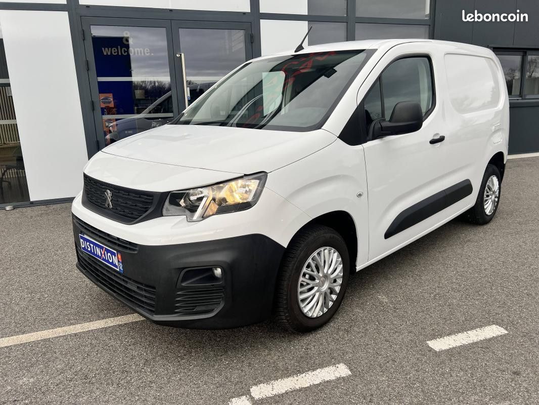 Peugeot Partner 1.5 BlueHDi BVM6 100CV PREMIUM STANDARD Garantie Nationale 12 Mois (image 5)