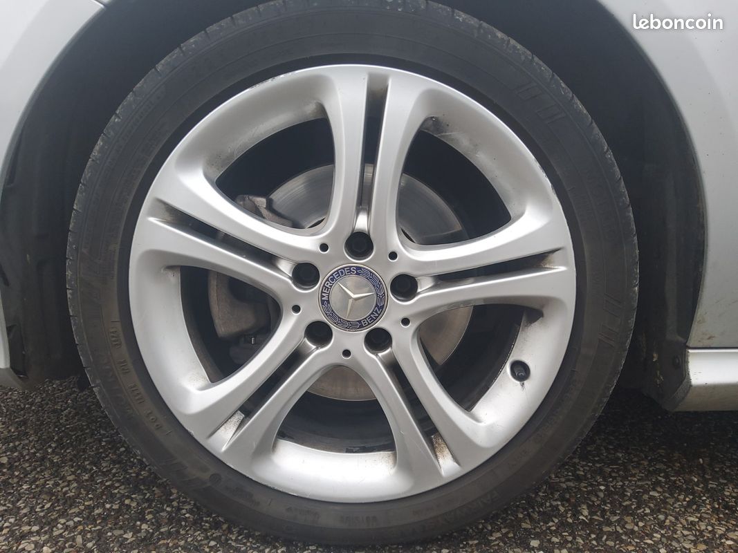 MERCEDES CLASSE A BUSINESS 200 CDI BlueEFFICIENCY Business Executive (image 25)