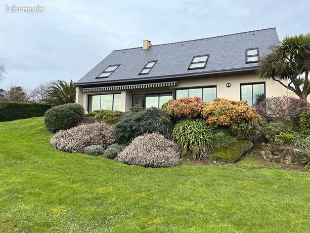 Propriété 7 pièces 182 m²