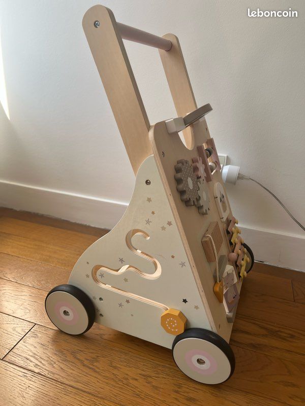 Petite Amélie Trotteur Chariot Chariot De Marche En Bois Petite