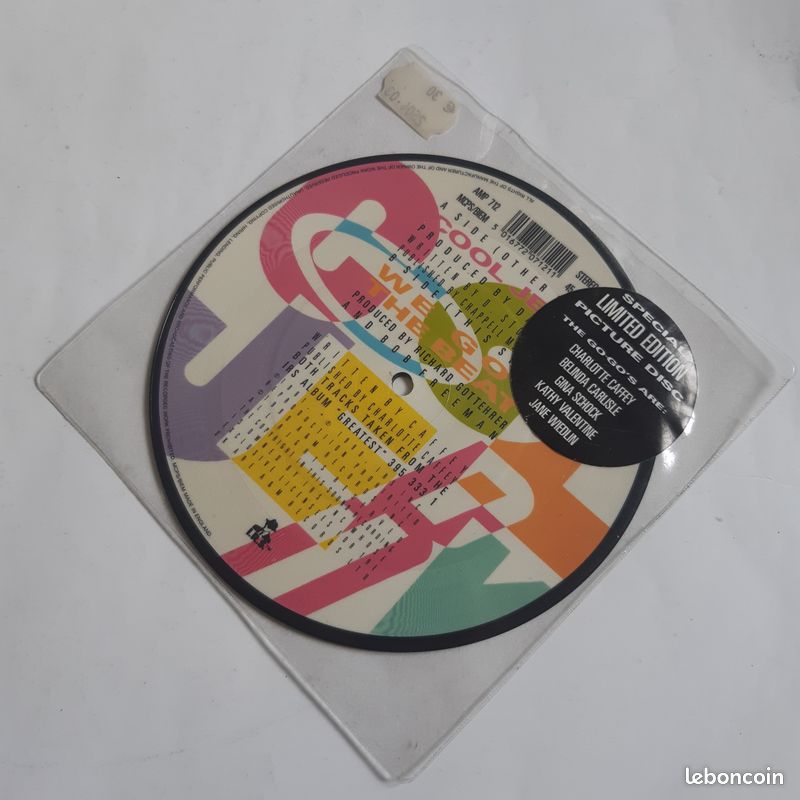 Go-Go's – Cool Jerk - 7", 45 RPM - Picture Disc (image 1)