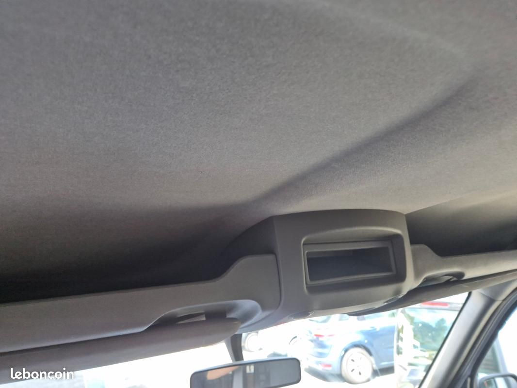 Renault Master PLATEAU RIDELLE SIMPLE + HAYON ELEVATEUR F3500 L3 2.3 DCI 130 CH GRAND CONFORT (image 41)