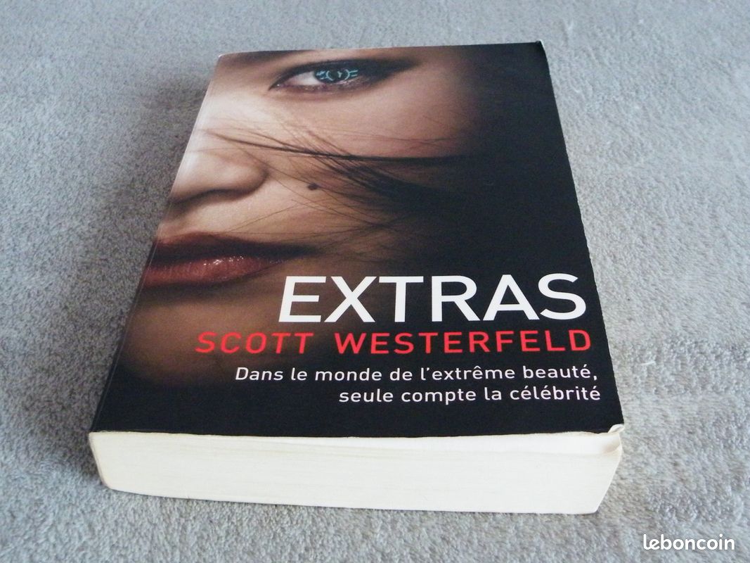 Livre "Extras" Scott Westerfeld (image 4)