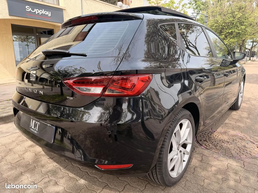 SEAT LEON 1.6 TDI 105ch CR Style / Toit Ouvrant - Distribution OK (image 5)
