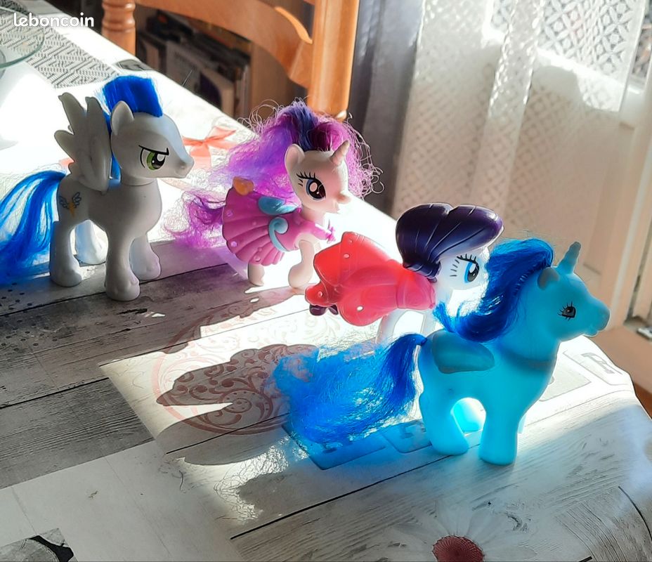 Lot de 4 petits poneys, 2 marque Pony (image 2)