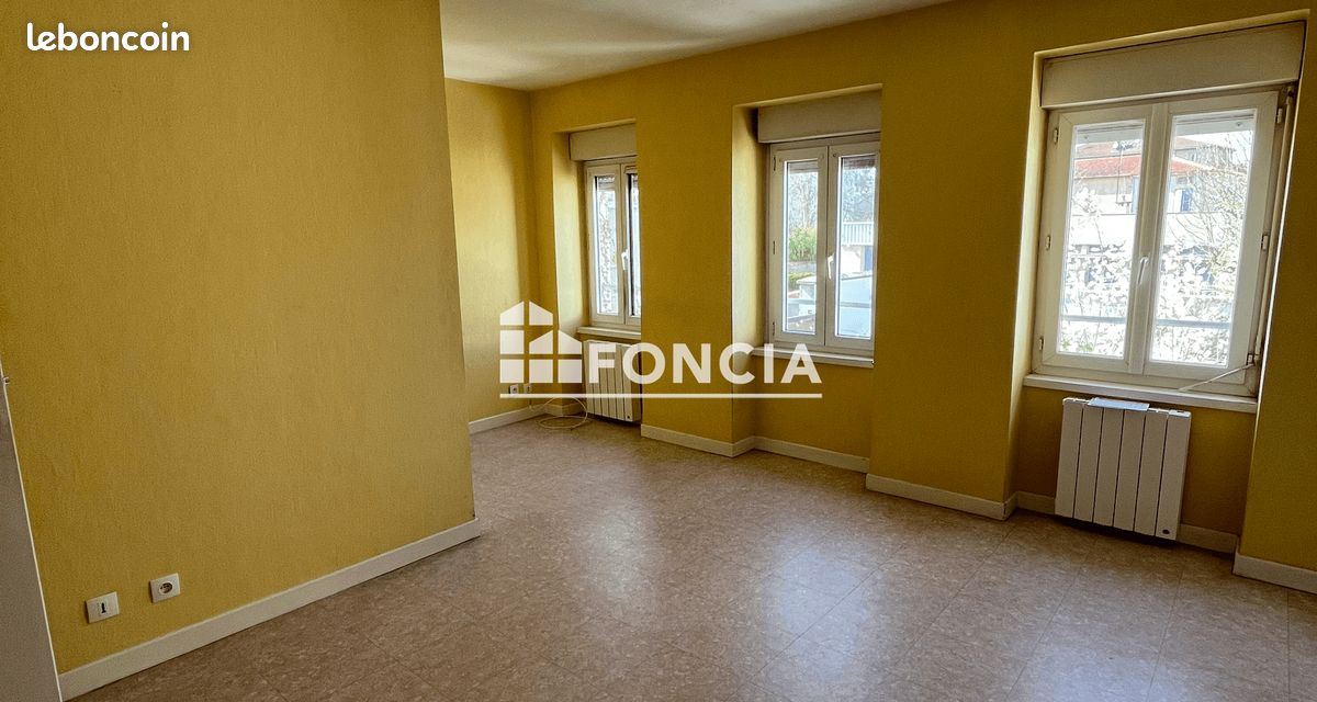 Appartement 3 pièces 66 m² · à Charlieu · 66 m² · 410 €