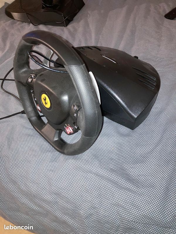 THRUSTMASTER Volant T80 FERRARI 488 GTB Edition (image 5)