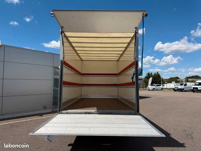 Ford Transit Caisse 20m3 Hayon 2.0L 130ch P350 L4 Trend Business 24900 HT (image 5)