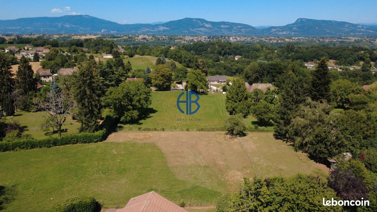 Terrain 5340 m² · à Les Avenières Veyrins-Thuellin · 5 340 m² · 150 000 €
