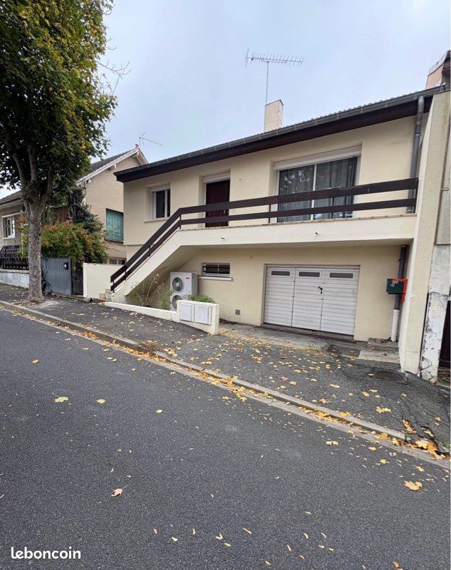 Maison 6 pièces 130 m² · à Vichy · 130 m² · 145 000 €