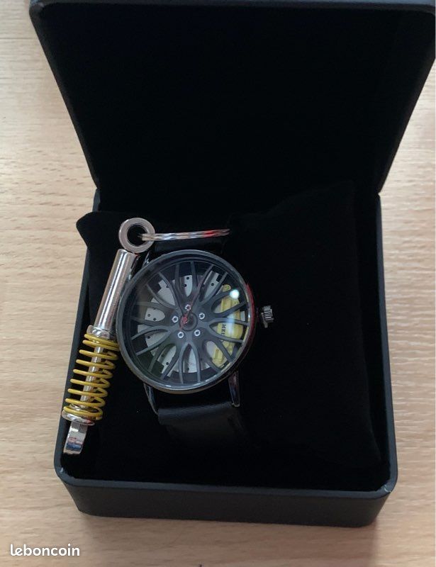 Coffret montre automobile jante étrier de frein et porte clé en métal (image 3)