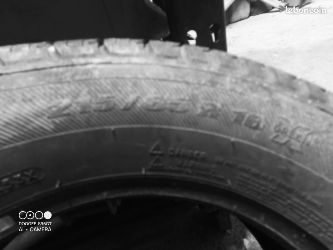 Pneu Michelin 215/65 r 16 (image 3)