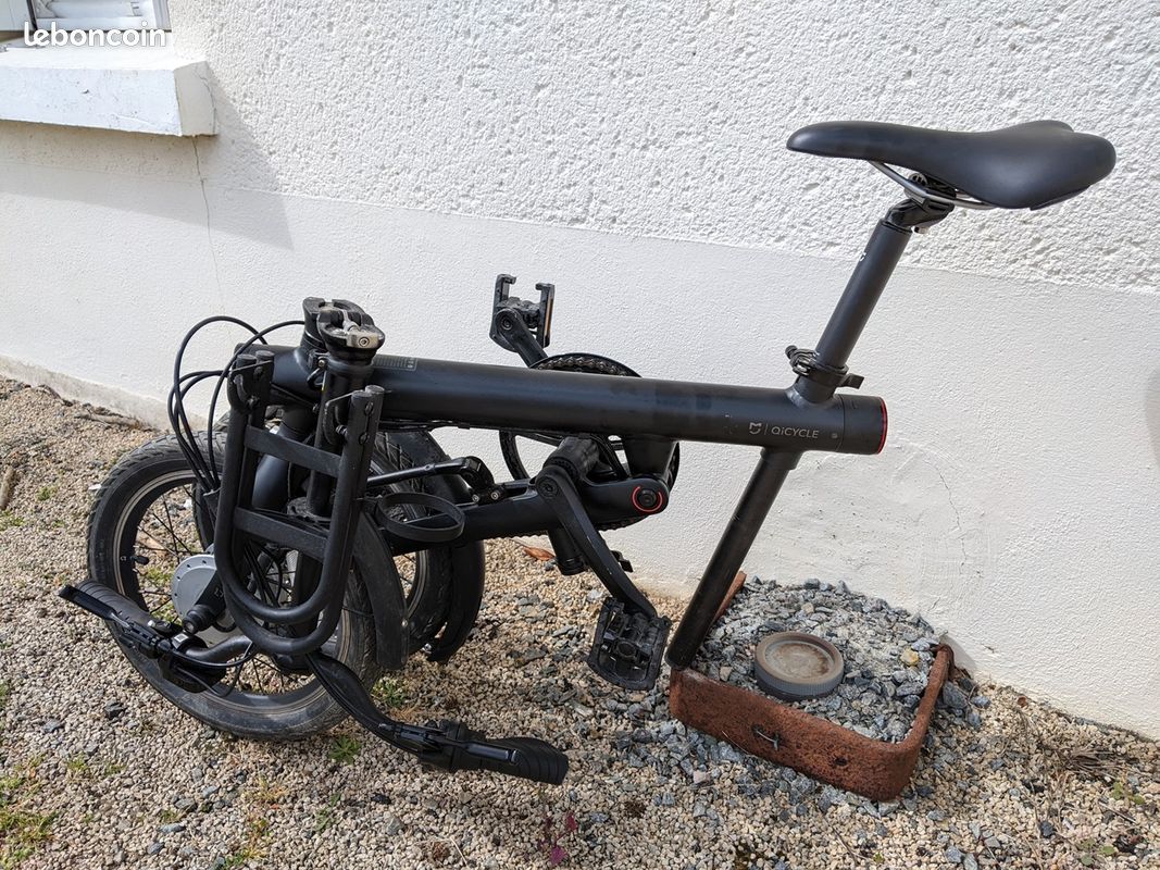 Vélo électrique pliable Xiaomi QiCycle EF1 Vélos