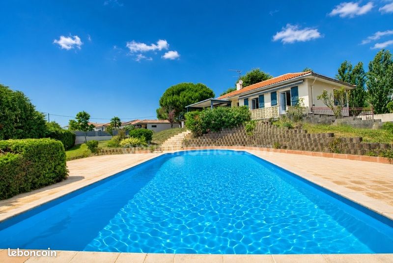 Maison 5 pièces 143 m² · à Castelnau-d'Estrétefonds · 143 m² · 395 000 €
