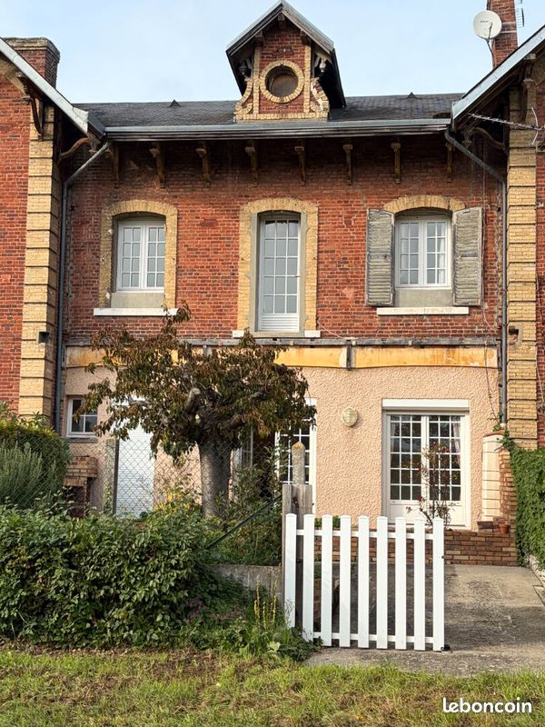 Maison 4 pièces 115 m² · à Saint-Aubin-lès-Elbeuf · 115 m² · 157 500 €