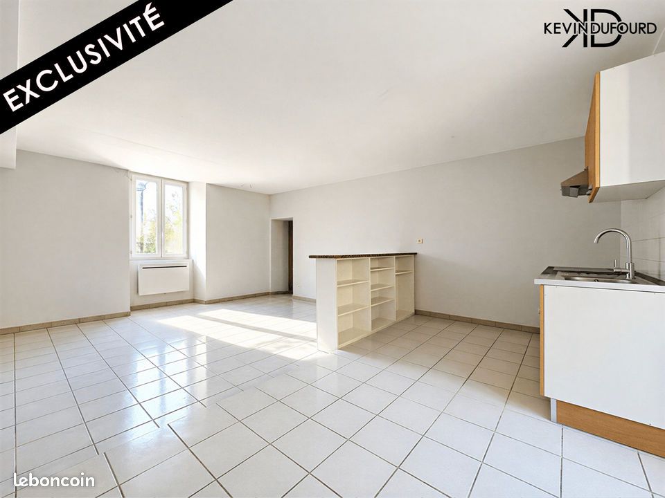Appartement 3 pièces 50 m² · à Aubenas · 50 m² · 60 000 €