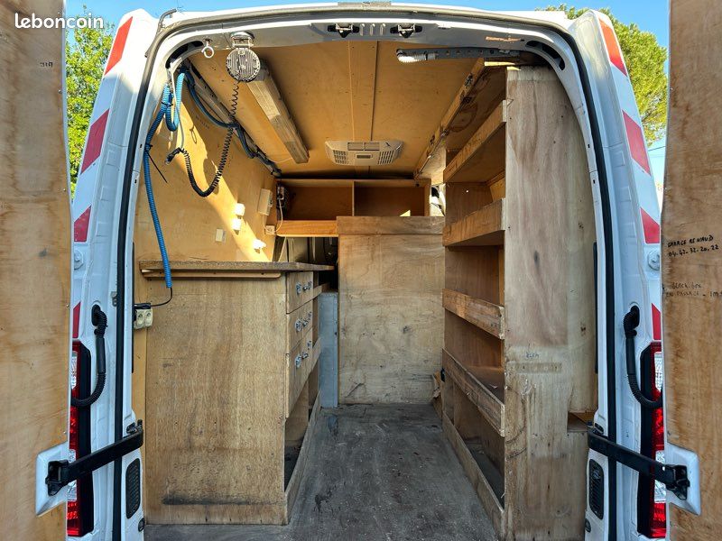 Renault master L2H2 170 CV 2017 (image 5)