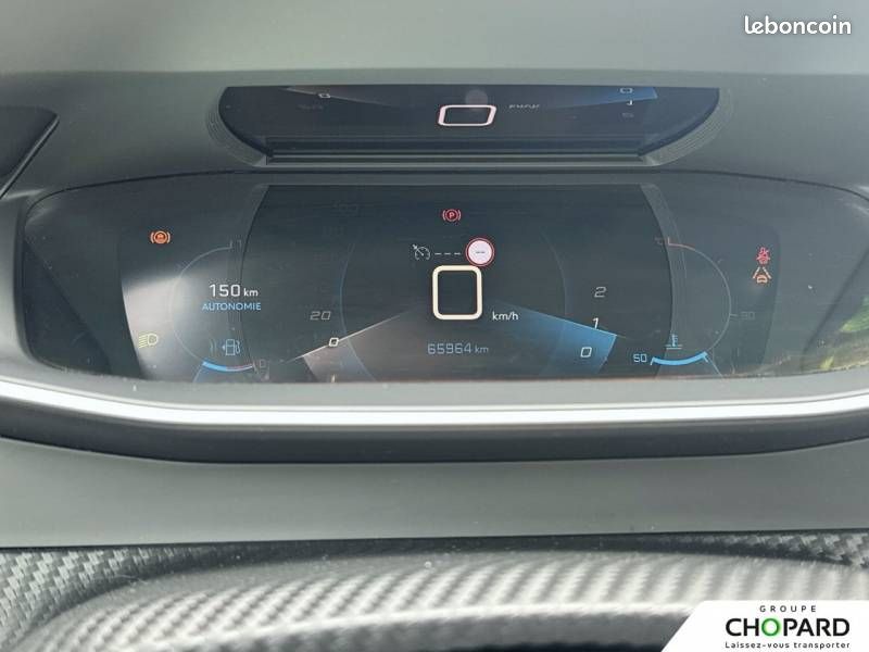 Peugeot 208 PureTech 100 S&S BVM6 Allure (image 17)