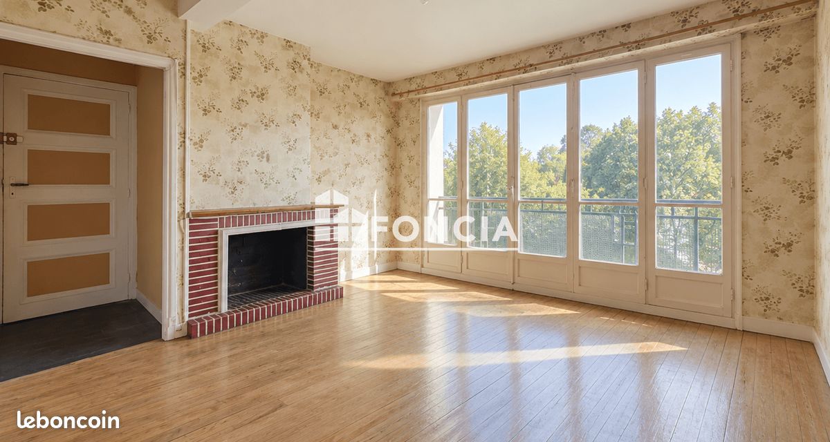 Appartement 2 pièces 43 m² · à Lisieux · 43 m² · 61 000 €