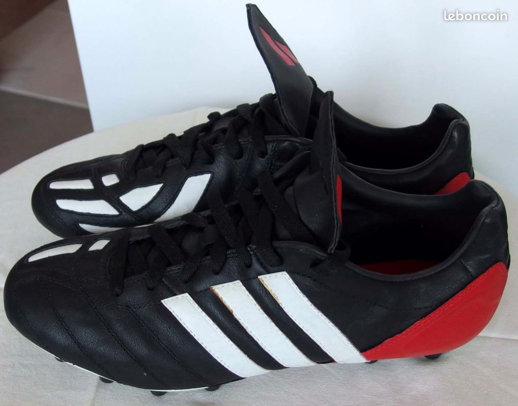 Chaussure de foot adidas (image 3)