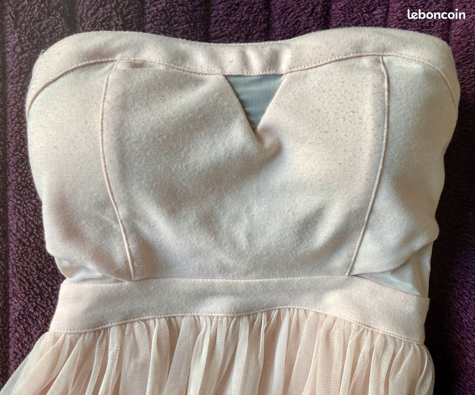 Superbe robe-bustier pour les fêtes (image 2)