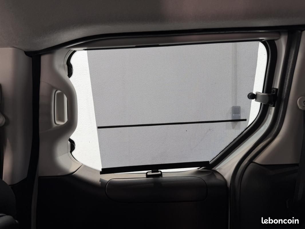 Peugeot Partner Tepee 1.6 BlueHDi 100ch BVM5 Style +ATTELAGE (image 26)