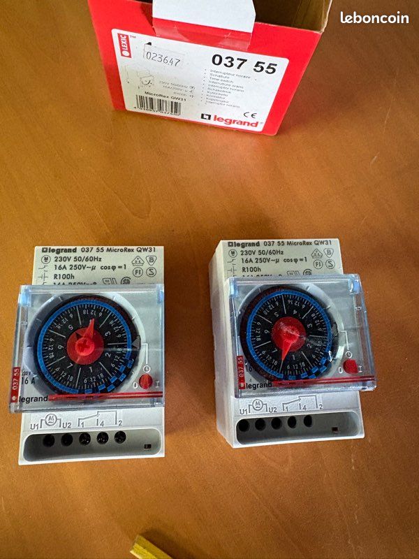 X2 interrupteur horaire analogique Legrand MicroRex QW31 (image 1)