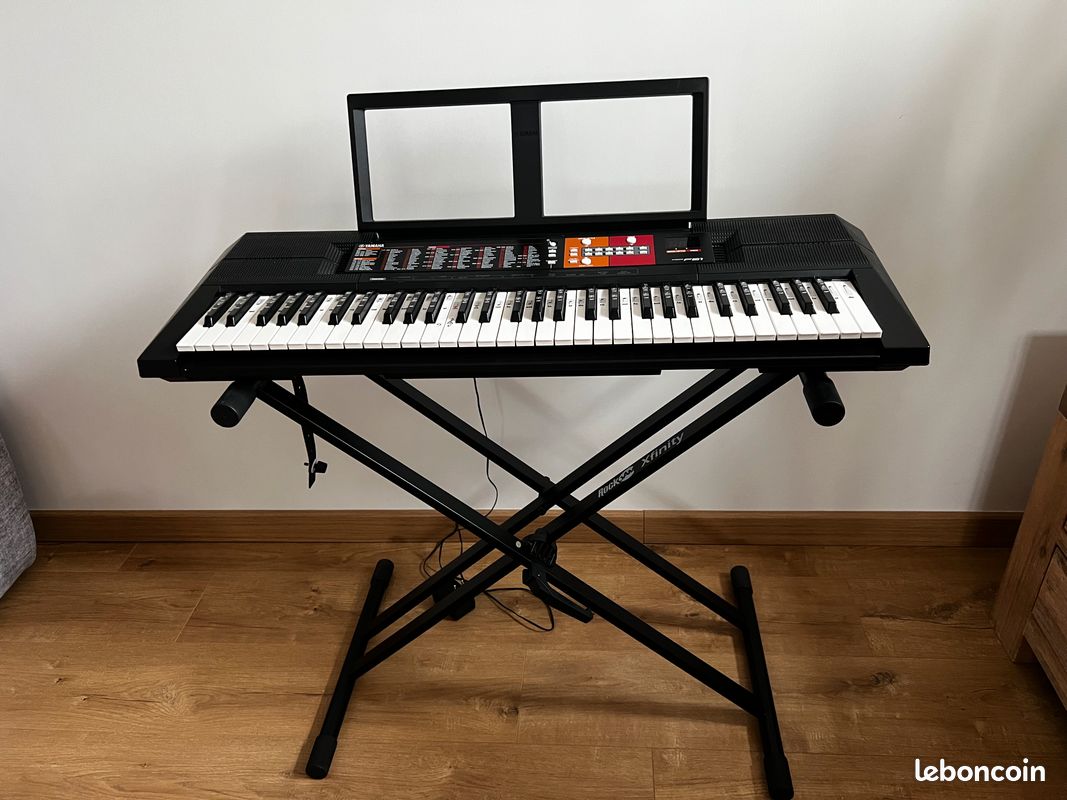 Synthétiseur Yamaha (image 1)