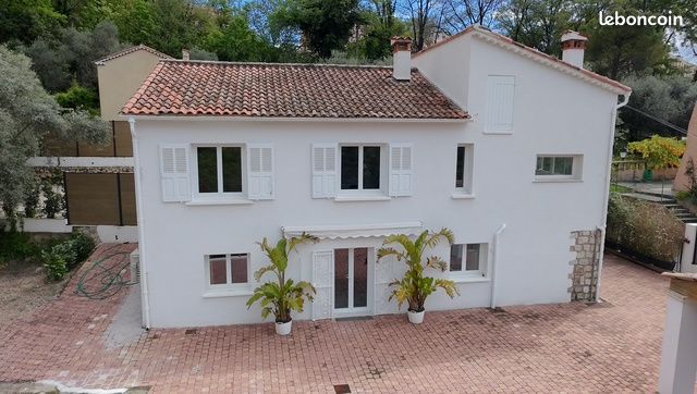 Appartement 3 pièces 70 m² · à Grasse · 70 m² · 418 000 €