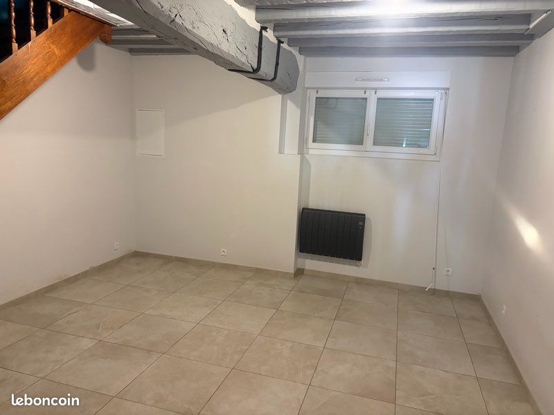 Maison 3 pièces 80 m² · à Longué-Jumelles · 80 m² · 800 €