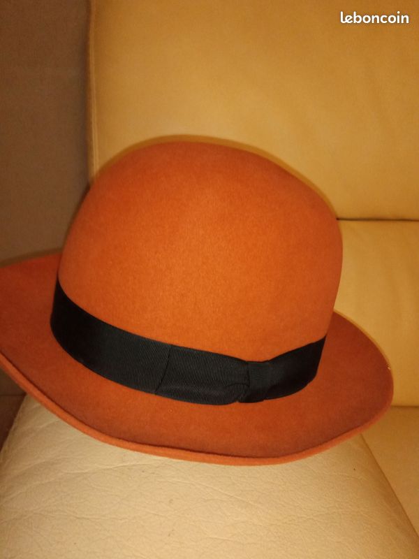 Chapeau taille 57 (image 1)