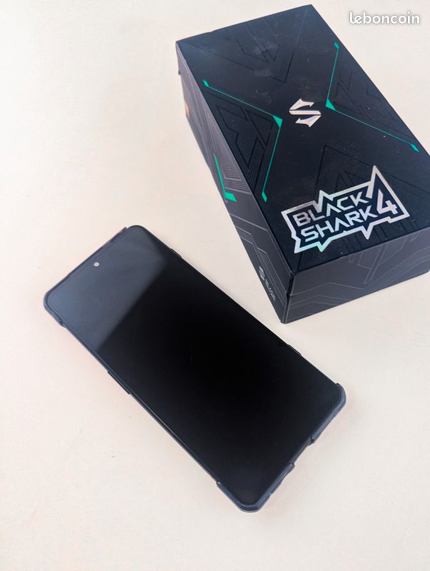 Blackshark 4 gaming Xiaomi pour pièces (image 1)
