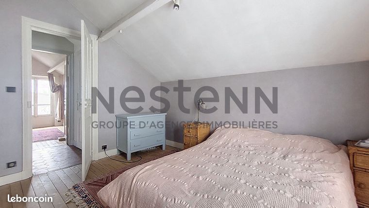 https://img.leboncoin.fr/api/v1/lbcpb1/images/af/7f/d9/af7fd9dbebdd38ba1a195246abbdd9f203eb706f.jpg?rule=ad-image