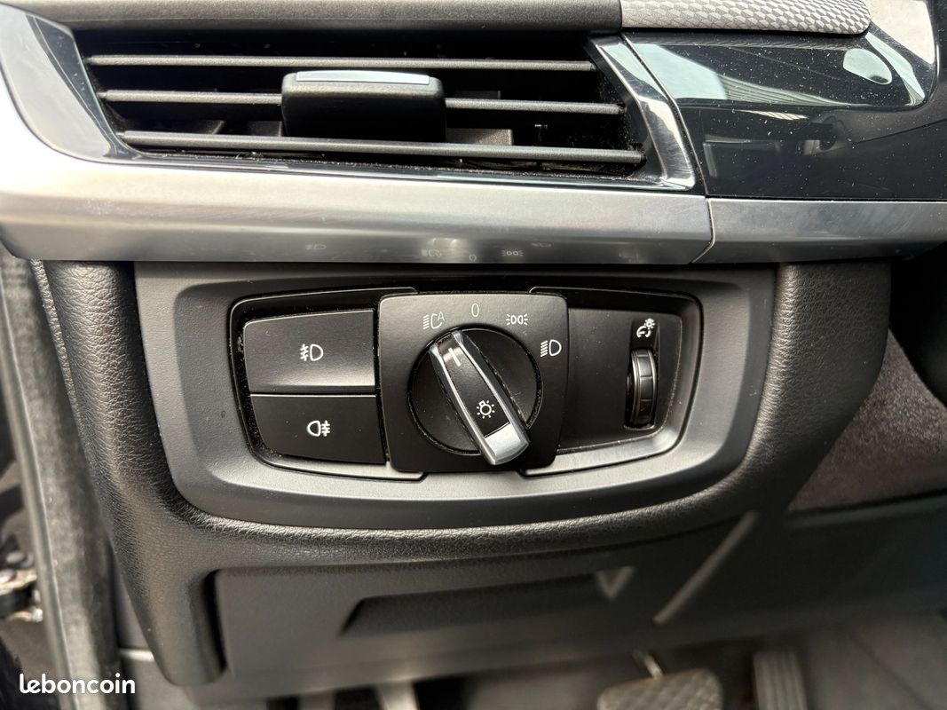 BMW X6 F16 xDrive30d 258 ch M Sport A avec TOIT OUVRANT / CAMERA / CARPLAY / SIEGES CHAUFFANTS (image 13)