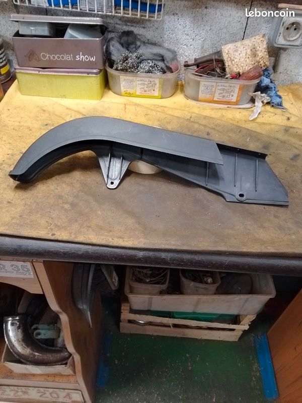 Protège chaine scooter Peugeot trekker kisbee squab modèles exacts à définir (image 2)