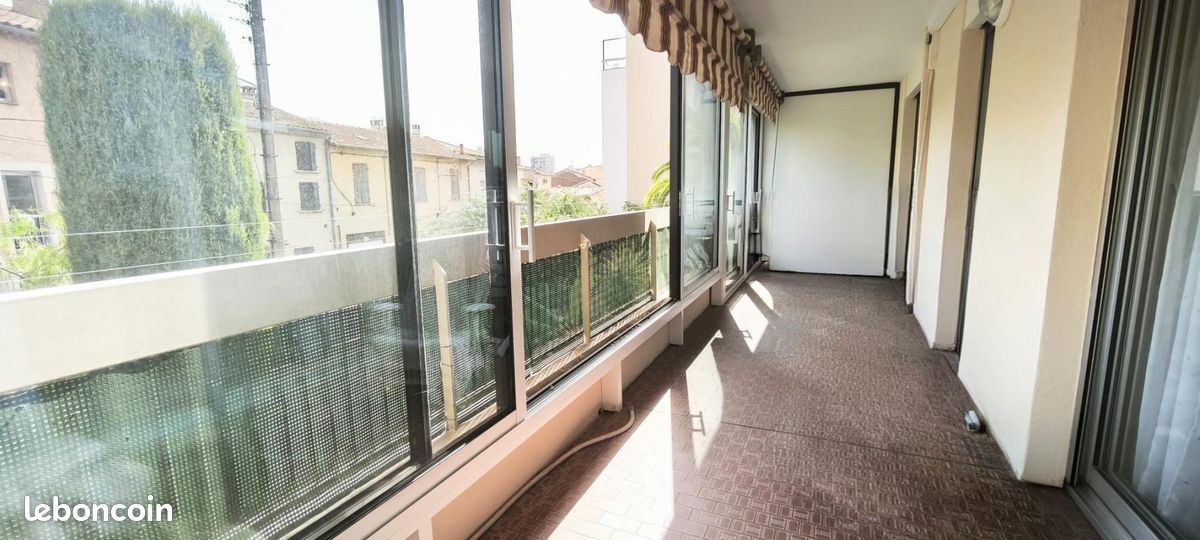 Appartement 2 pièces 46 m² · à Fréjus · 46 m² · 237 000 €