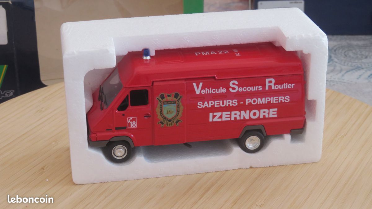 RENAULT MASTER B120 pompiers intervention subaquatique 1/43 Eligor plongée EUR 12,50 - PicClick FR